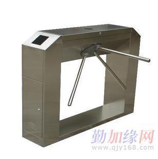 小區(qū)安全守護者 橋式斜角三輥閘與電腦聯(lián)網刷卡系統(tǒng)解析